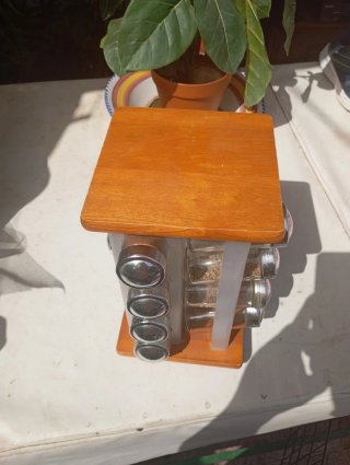 Estantería de especias madera y cristal
