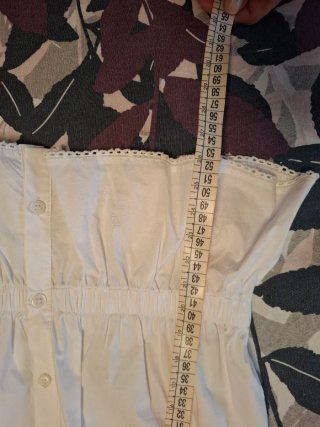 Blusa Zara blanca con volantes