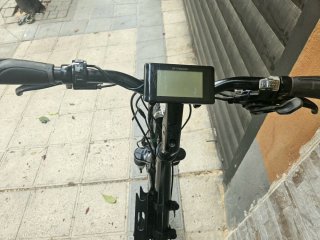 Bicicleta eléctrica B-TWIN con batería