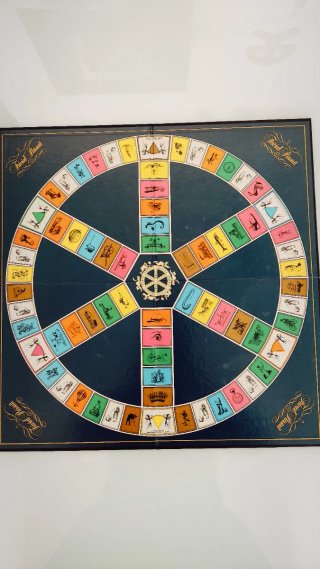 Trivial Pursuit Family Edition Master Game INGLÉS