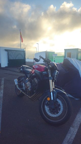 Honda CB650R 2022 - 27.000 km