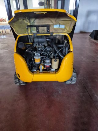 Mini Excavadora JCB 8018