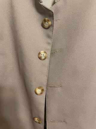 Traje de corto marrón