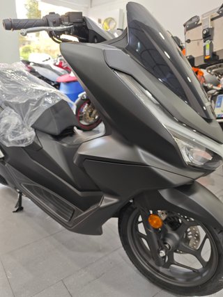 HONDA PCX 125CC NUEVAS MATRICULA INCLUIDA