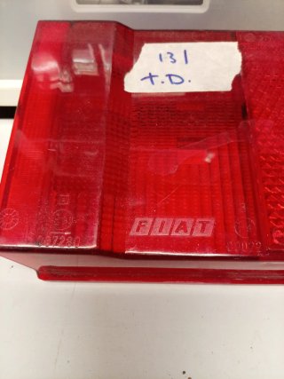 Tulipa trasera Seat 131