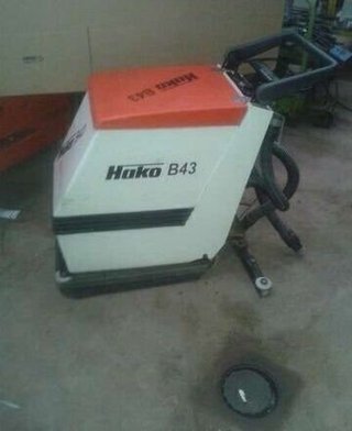 ** MAQUINA DE FREGAR BATERIA HAKO