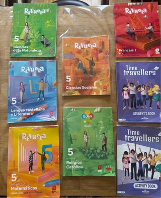 Libros 5 Primaria SM Revuela y Milton Time Travel.