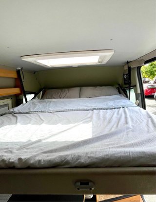 FURGONETA CAMPERIZADA