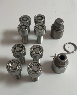 Tornillos antirrobo VW GOLF MK7.5 SEAT AUDI VW T7