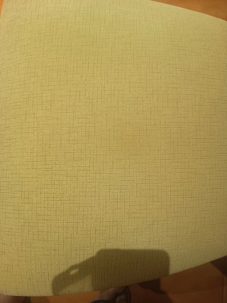 6 Sillas de Comedor Tapizadas en amarillo claro