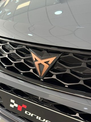 Cupra Ateca Limited Edition AKRAPOVIC !!