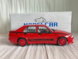 MCG 1:18 Alfa Romeo 75 Evoluzione Rosso