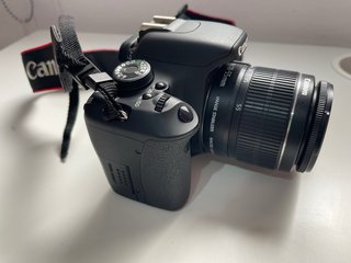 Canon EOS 600D + Objetivo 18-55mm + Accesorios