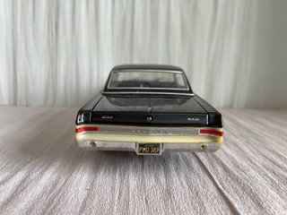 Maisto 1:18 Pontiac GTO