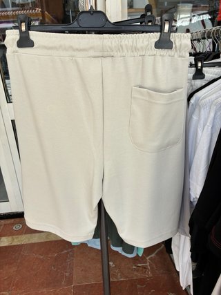 Pantalón corto Hugo Boss Beige Talla M