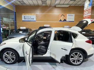 INFINITI QX50 3.0D V6 AWD AUTO