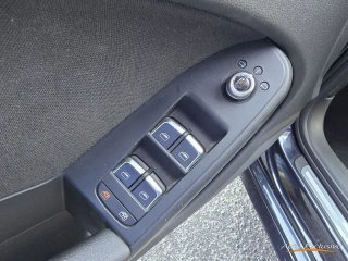 AUDI A4 AVANT 2.0 TDI S LINE EDITION