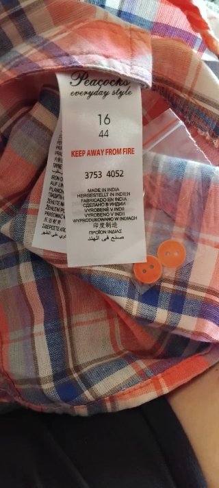 Camisa de cuadros corta