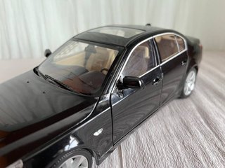Bmw 530i E60 Scala 1:18 Nero