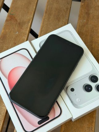 iPhone 11 64GB 77% Batteria
