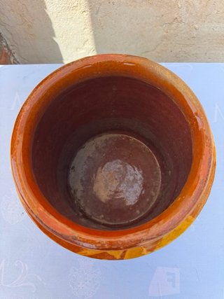 Pote de barro antiguo