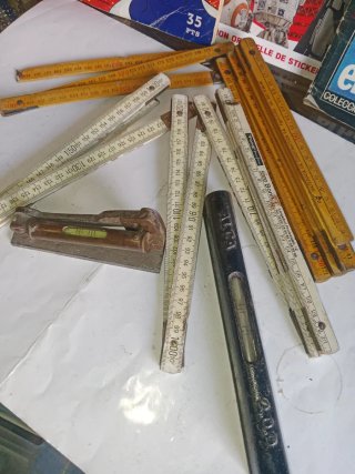 4 Herramientas de medición antiguas
