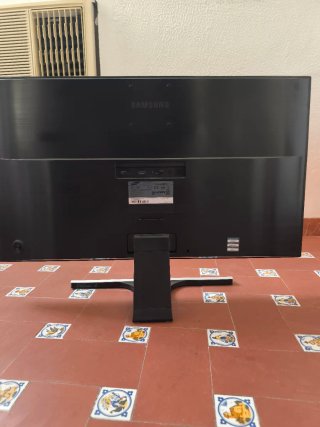 Monitor Samsung U28E590D Negro