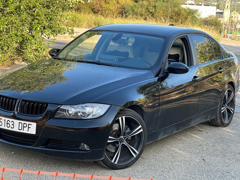 BMW Serie 3 320d E90 163 CV – 2005 – 200.000 km - foto 1