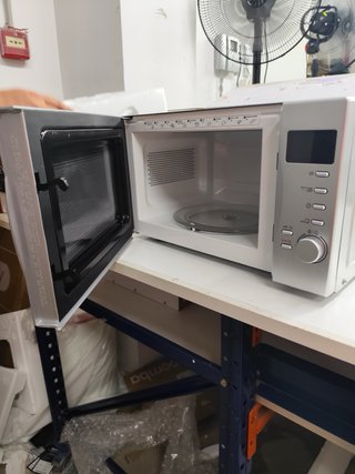 Microondas Candy CMG2071DS con Grill 20L