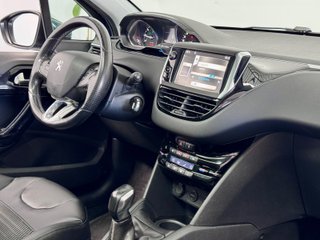 Peugeot 208 3P ALLURE 1.6 VTi 120