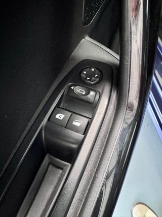 Peugeot 208 3P ALLURE 1.6 VTi 120