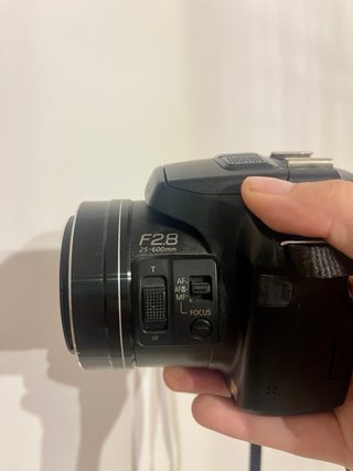Camara Panasonic Lumix DMC-FZ200 Zoom 24x Leica
