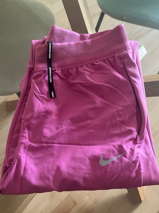 Pantalón corto deportivo Nike mujer rosa