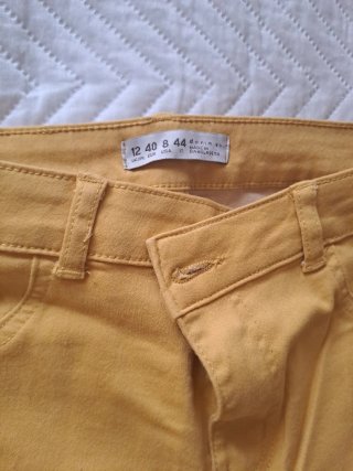 Pantalón pitillo mujer amarillo elástico