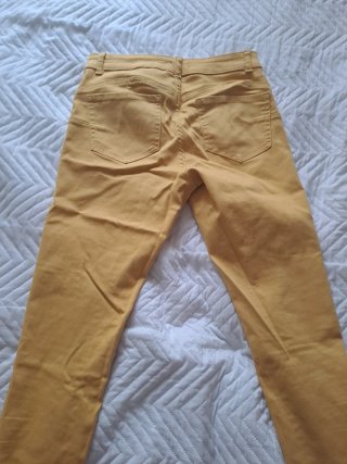 Pantalón pitillo mujer amarillo elástico