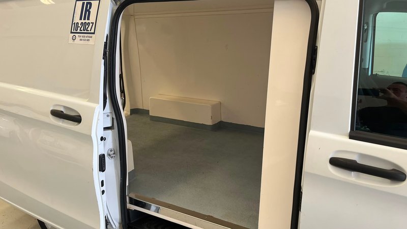 Mercedes-Benz Vito 2015, foto 28