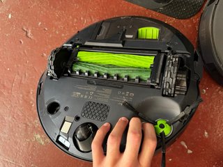 iRobot Roomba Aspirador y Friegasuelos 2 en 1