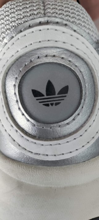 Zapatillas Adidas Ozweego Blancas y Rojas