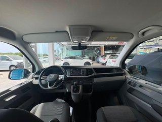 Volkswagen Caravelle 2023