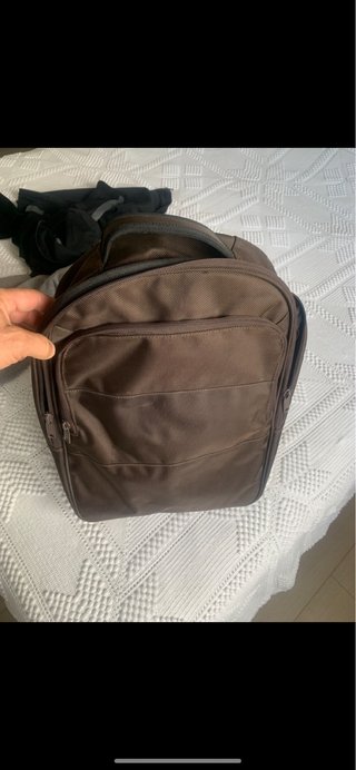 Mochila para portátil marrón