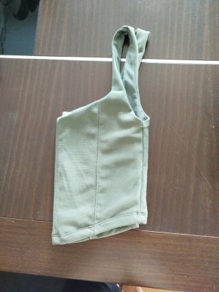 Top elástico verde Stradivarius Talla S