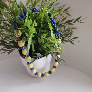 Collar gargantilla azul y amarillo
