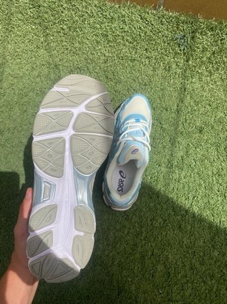 Zapatilla Asics Gel (Talla 43)