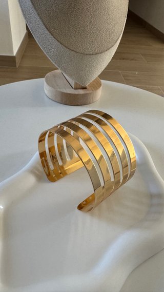 Bracciale donna dorato lucido a righe