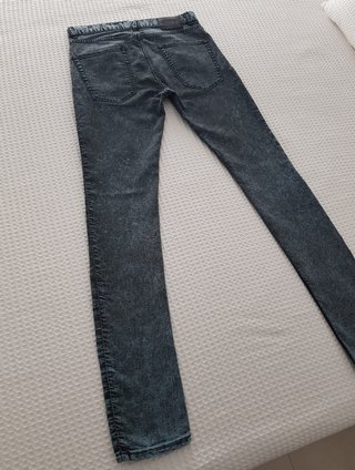 Pantalón pitillo vaquero azul Pull&Bear