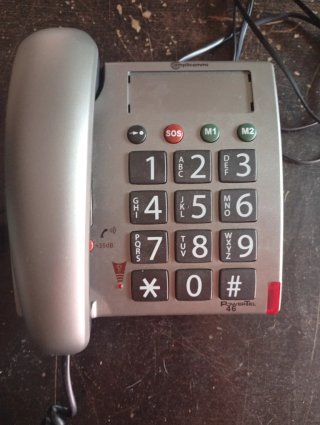Teléfono Amplicomms para personas mayores