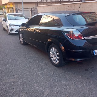 Opel astra GTC 2006