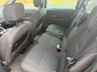 Renault Scenic 2015 SOLO 103.000 UNICO DUEÑO 110€/