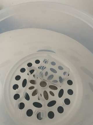 Esterilizador de biberones Beaba