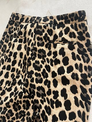 Pantalones Zara estampado leopardo